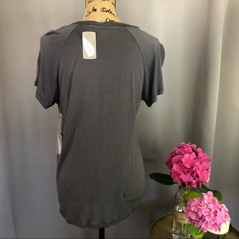 🆕 F21 Rough Edges Lightweight Tee - Picture 4 of 5